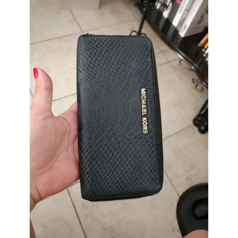 Michael Kors zip around wallet